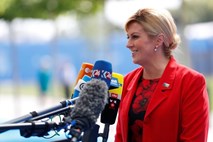 Hrvaška predsednica obiskala mejo med Hrvaško in BiH