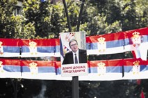 Vučić v Kosovsko Mitrovico ni prinesel nič presenetljivega