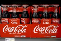 Coca Cola želi povečati prodajo tudi s pomočjo kanabisa