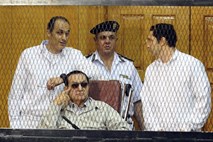 Egiptovsko sodišče zavrnilo pritožbo Mubaraka in njegovih sinov