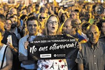 Španska vlada se sramežljivo »mehča« glede zaprtih Kataloncev
