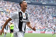 Juventusove delnice strmo padle po obtožbah Ronalda