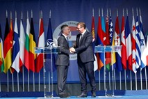 Vučić: Srbija ostaja nevtralna, a želi sodelovati z Natom 
