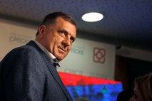 Dodik povzročil diplomatski incident z napovedjo priznanja ruske priključitve Krima