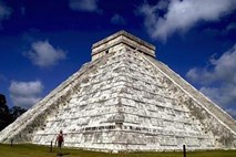 Arheolog Ivan Šprajc predstavil novo sezono raziskav na območju Majev na Jukatanu