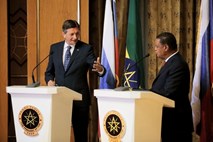 Pahor na sedežu Afriške unije poudaril pomen multilateralizma