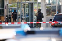 Nemški preiskovalci niso našli povezave med ugrabiteljem iz Kölna in IS