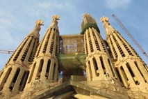 Sagrada Familia po 136 letih dobila gradbeno dovoljenje