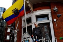Assange toži Ekvador zaradi kršenja temeljnih pravic
