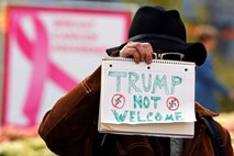 #foto Trumpa med obiskom v Pittsburghu pričakali protestniki