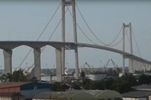 V Mozambiku odprli najdaljši viseči most v Afriki 