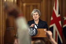 Bivši britanski minister za brexit Mayevi očita pomanjkanje odločnosti do Bruslja