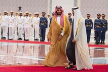 Savdski prestolonaslednik na obisku v Združenih arabskih emiratih
