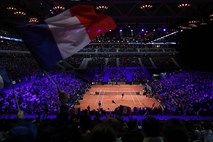 Francija v finalu Davisovega pokala znižala na 1:2 