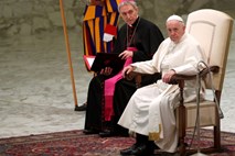Zunanji minister Cerar v Vatikanu na splošni avdienci pri papežu Frančišku