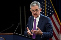Prvi mož Feda nakazal upočasnitev dinamike zategovanja denarne politike