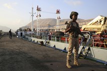 ZN pred mirovnimi pogovori o Jemnu evakuirali 50 ranjenih upornikov