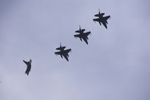 ZDA blokirajo prodajo izraelskih lovcev F-16 Hrvaški
