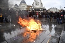 Zaradi protestov v Franciji odpovedane sobotne tekme na EP v rokometu