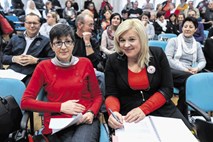 Rdeči križ Slovenije: Brunskoletova poražena, velika podpora Cvetki Tomin