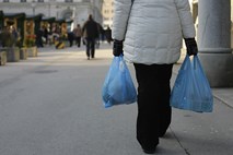 Kmalu v trgovinah nič več brezplačnih plastičnih vrečk