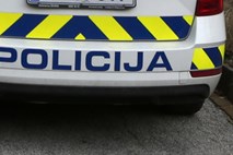 Policisti v soboto pri posredovanju v Ljubljani in Kamniku zasegli pištoli