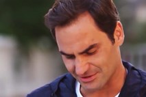 #video Federer v solzah po vprašanju o nekdanjemu trenerju