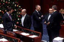 Makedonski parlament začel zaključno razpravo o preimenovanju države