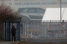 Jaguar Land Rover bo ukinil več tisoč delovnih mest