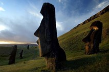Znanstveniki razrešili skrivnost kipov na Velikonočnem otoku