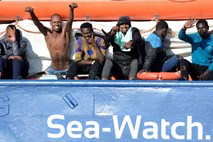 Italija želi prepovedati vstop ladjam nevladnih organizacij v svoje vode