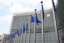Diplomatski viri EU: V Bruslju mrgoli ruskih in kitajskih vohunov