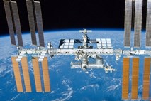 Leta 2021 bosta ISS obiskala turista