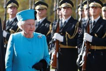 Britanci iščejo podporo v Ljubljani, Pahor pa odhaja h kraljici