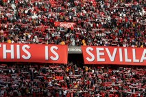 Sevilla prva v osmino finala evropske lige