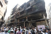  V Daki še vedno iščejo vzrok smrtonosnega požara 