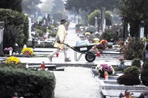 Od danes za 10 odstotkov dražje grobnine na ljubljanskih pokopališčih