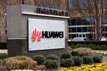 Kitajska vlada podprla Huawei v sporu z ZDA