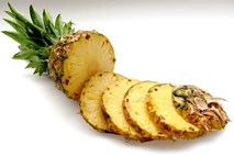 #video Ste vse življenje jedli ananas na napačen način?