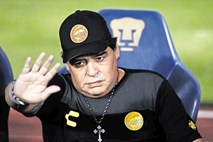 Napihnjeni Maradona s kubanskimi nezakonskimi otroki