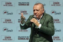 Erdoganov  posel  z Rusi jezi ZDA