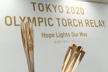 Japonci predstavili baklo za poletne olimpijske igre v Tokiu