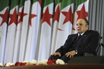 Načelnik alžirske vojske za odstavitev predsednika
