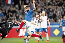 Francozi proti Islandiji podirali mejnike