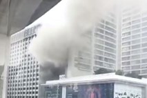 V Singapurju v hotelskem požaru evakuirali 500 ljudi 