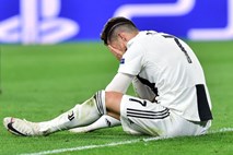 Gromozanski padec Juventusovih delnic po porazu proti Ajaxu