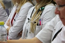 Po novem predlogu ministrstva celjski družinski zdravniki zamrznili odpovedi