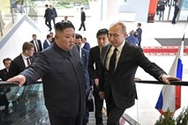 Kimova globalna diplomacija  na dveh šahovnicah