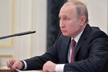 Putin podpisal odlok za olajšanje pridobitve ruskega državljanstva Ukrajincem 