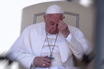 Papež sprejel jasna pravila za boj s spolnimi zlorabami